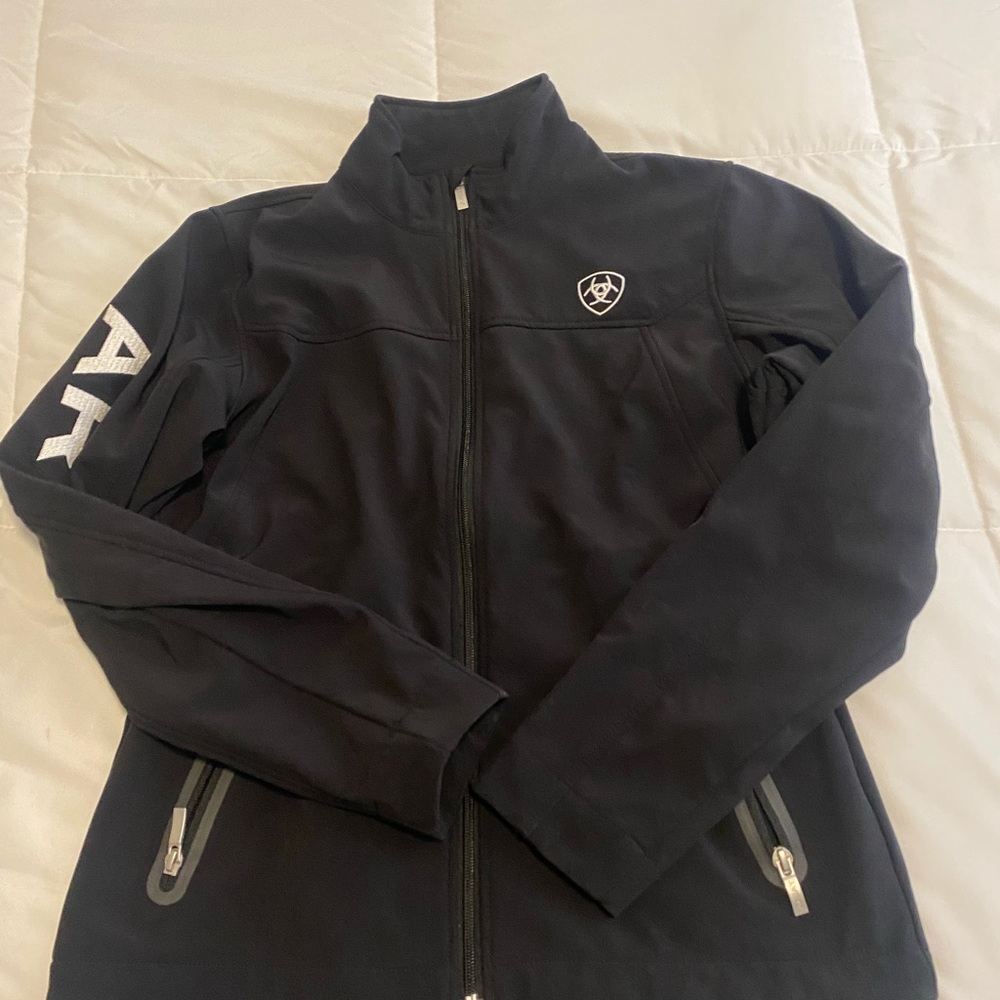 Black Ariat jacket ! Size: M good as new amazing condition !!